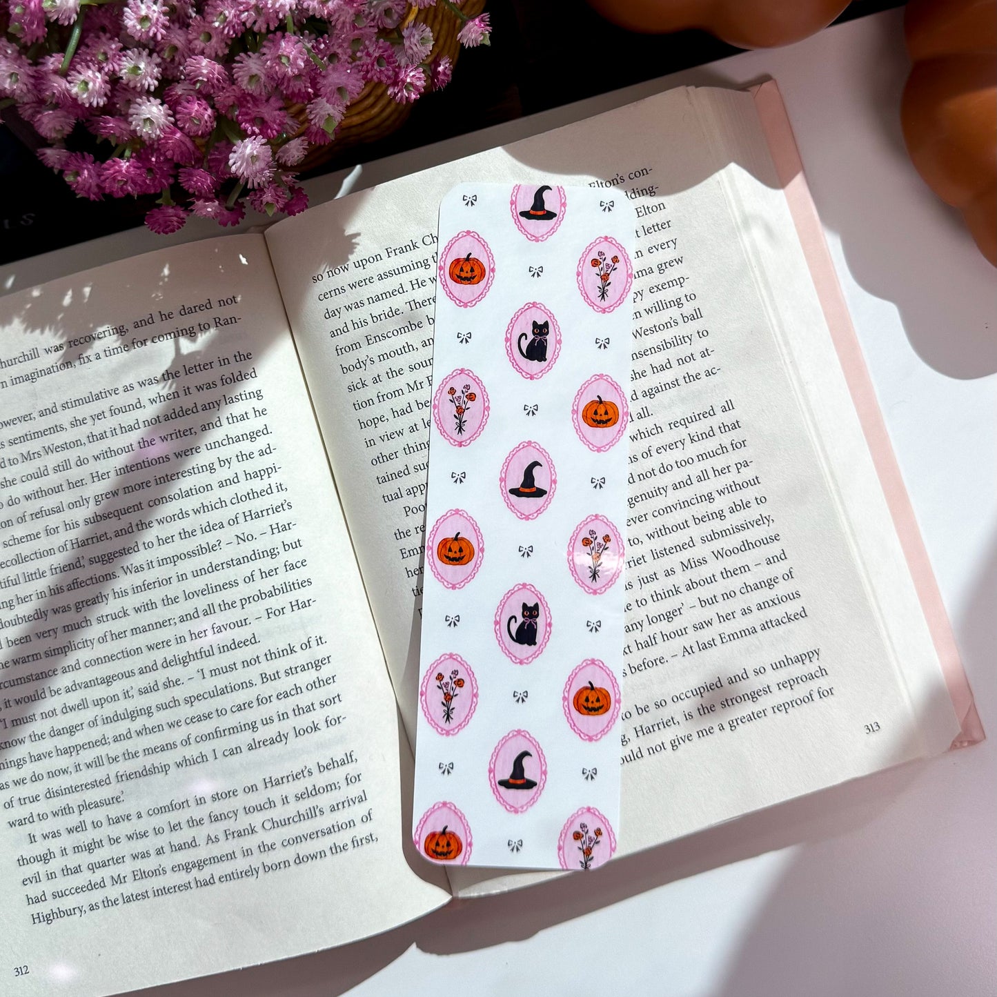 Witchy Cat Bookmark โ Cute Halloween Reading Accessory (Pink or Black)