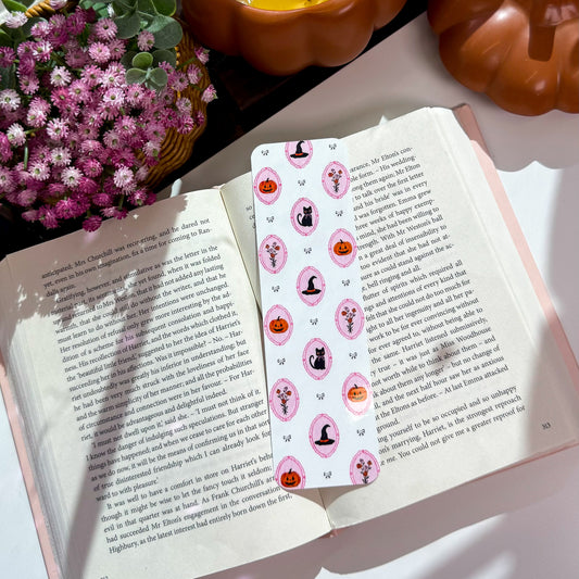 Witchy Cat Bookmark – Cute Halloween Reading Accessory (Pink or Black)