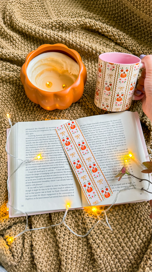 Pumpkin Bow Bundle – Mug + Matching Bookmark Gift Set