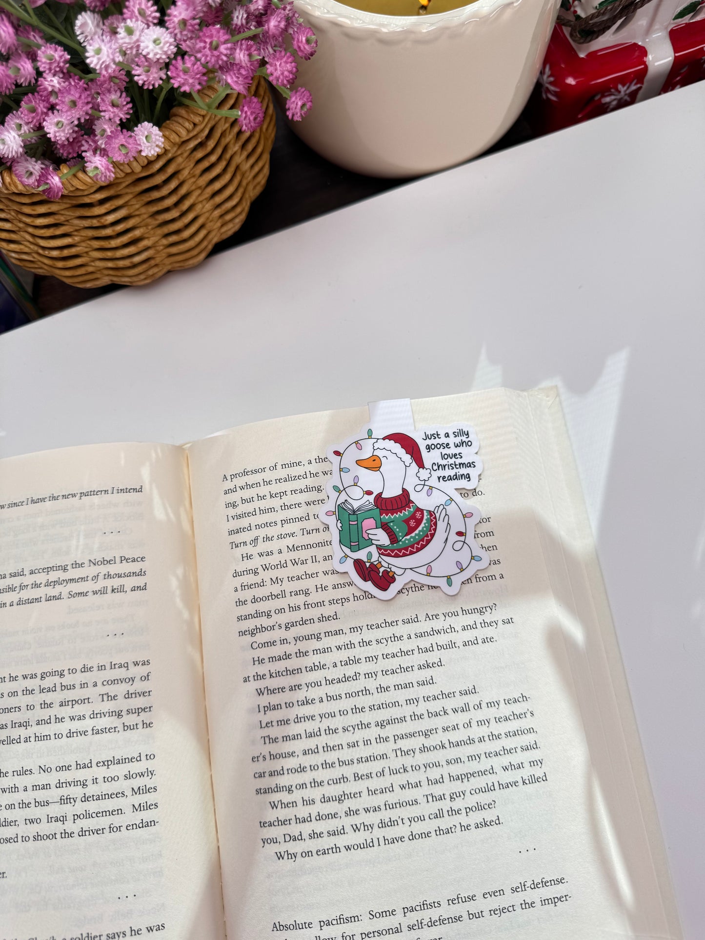 Just a Silly Goose Who Loves Christmas Reading