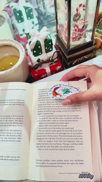 ’Tis the Season for Horizontal Reading